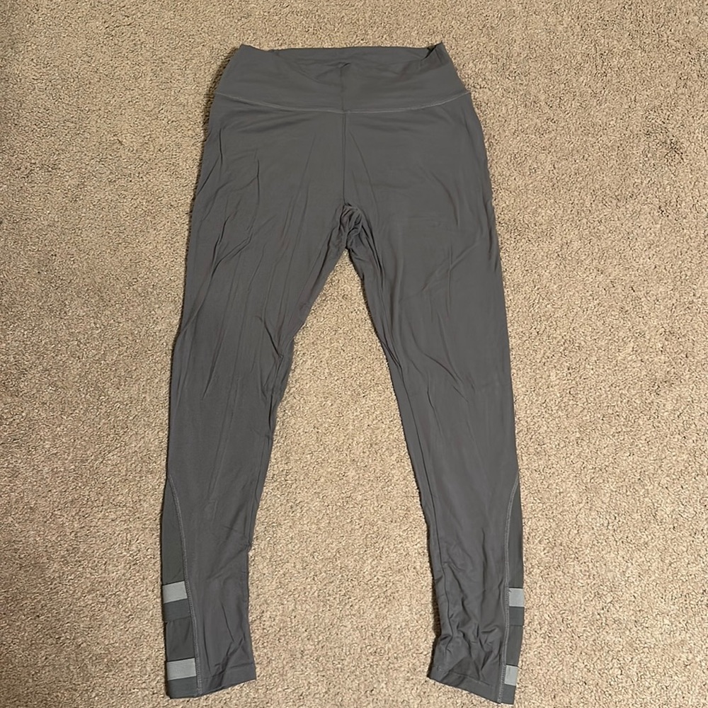 GYMSHARK Light mauve workout leggings size Large